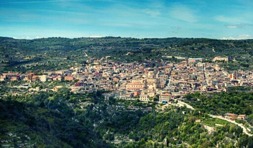 Comunità energetiche: Ferla, il borgo green siciliano